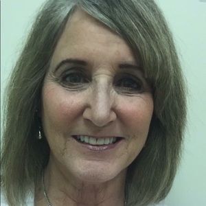 Meet your Posher, Brenda